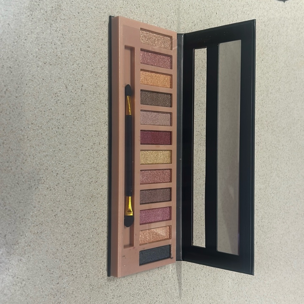 12 Color Nakeds Eye Shadow
